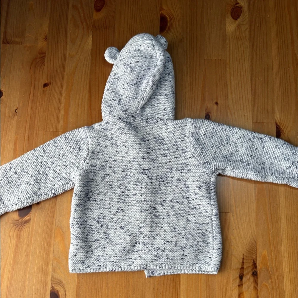 Baby Gap Heart Pocket Knit Hooded Sweater Size 6-12 Months